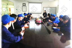 華謀咨詢?yōu)槟常ㄊ称匪幤沸袠I(yè)）公司展開6S競賽活動及 “6S維持管理”的學習交流